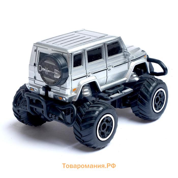 Машина Monster Truck, на радиоуправлении, работает от батареек, цвет серый